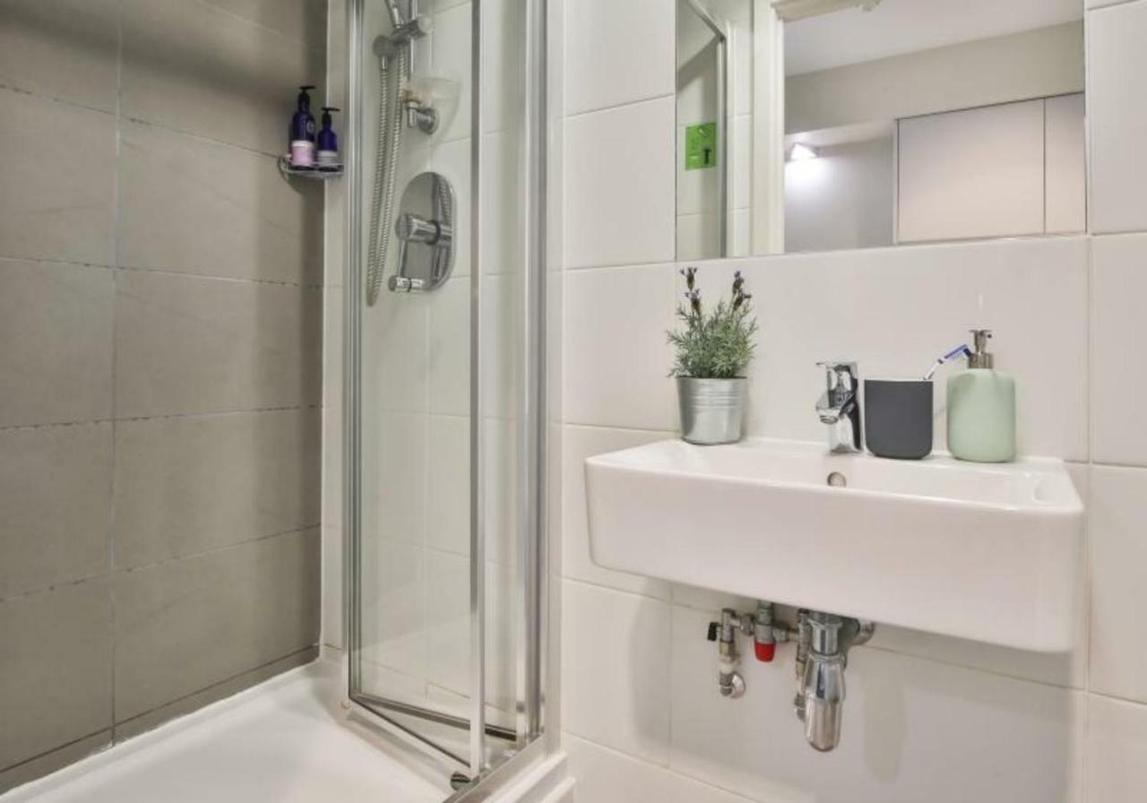 Hashtag South Bank Campus Accommodation Londra Exterior foto